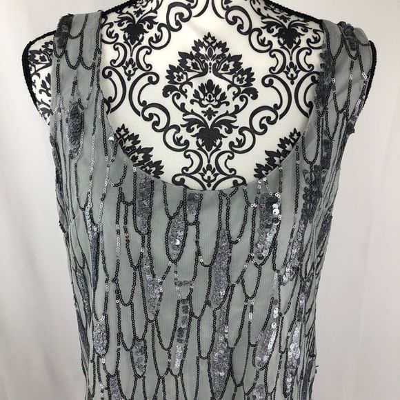 BB Dakota Roselynn Silver Sequin Shift Dress - Picture 4 of 9